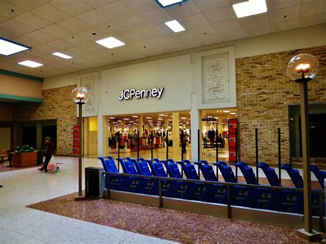 jcpenney meadows mall|jcpenney still open.